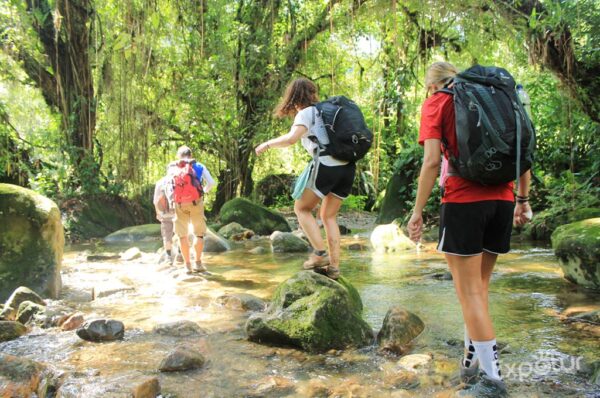 como alistar tu backpack para el trek a la ciudad perdida backpack for your trek to the Lost City
