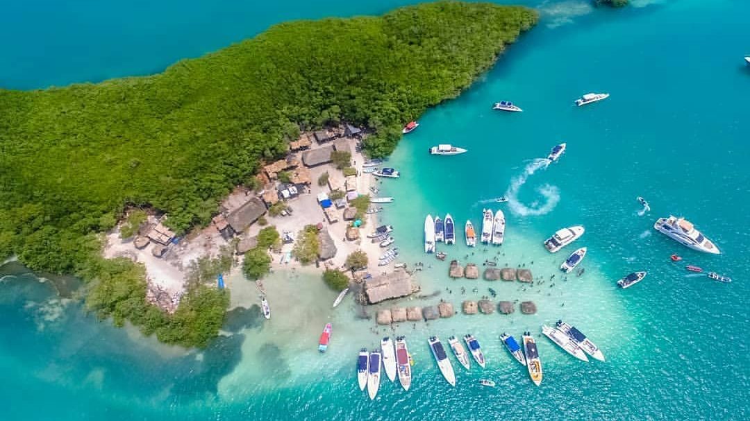 Isla Cholón - La Isla de los jóvenes viajeros - Cartagena, ColombiaExpotur | El Mejor Tour a Ciudad