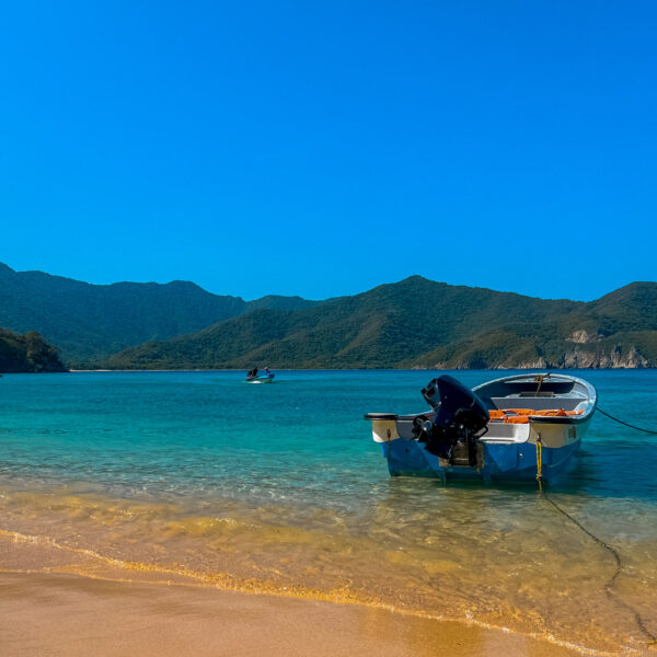 playa cristal santa marta